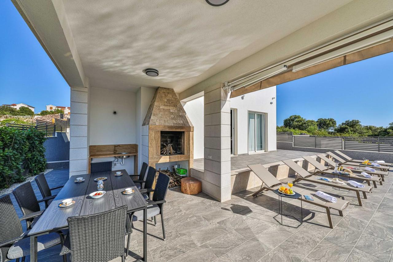 Villa Le Soleil Rogoznica  Exteriör bild